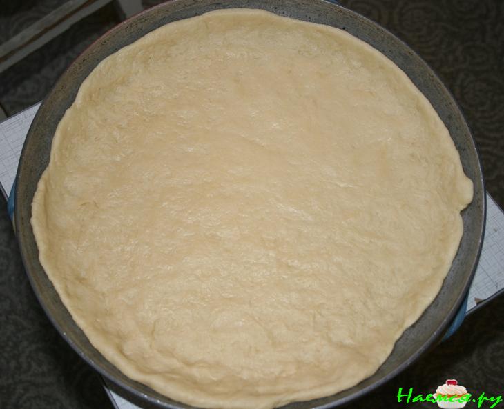 Пирог с тушеной капустой