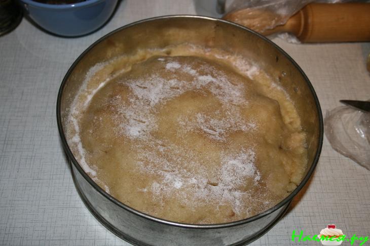 Пирог с яблочной начинкой Пирог с яблочной начинкой