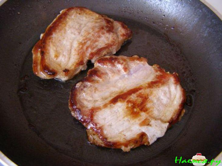 Свинина с виноградом