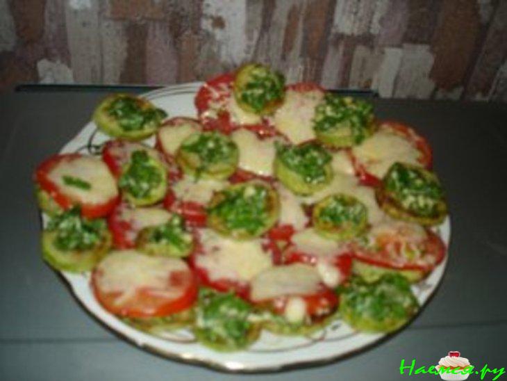 Лосось гриль с овощными рулетами