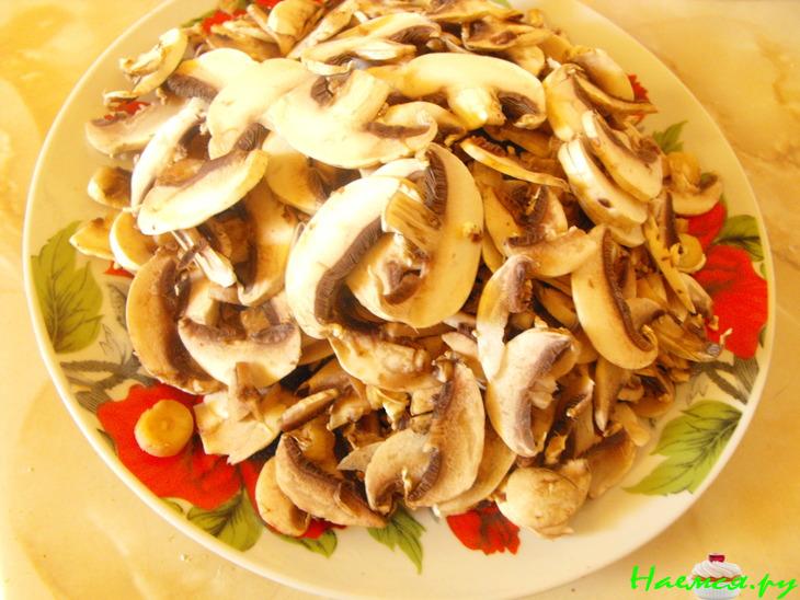 Жюльен из баклажанов с грибами