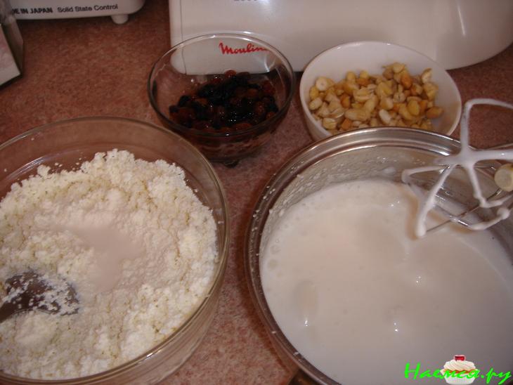 Творожный пирог с орешками