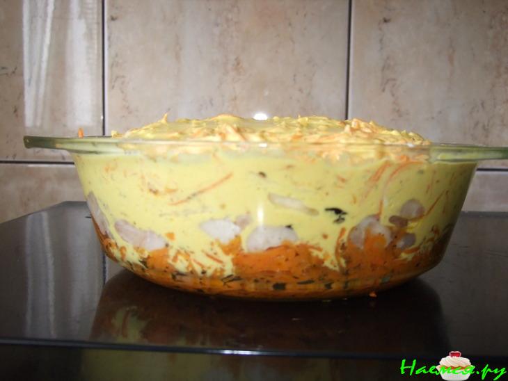 Рыбный 'торт' с черносливом