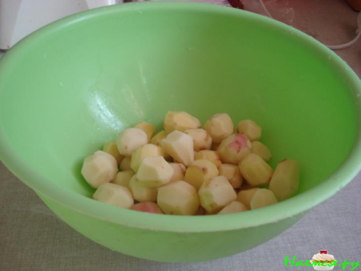 Отварная Говядина с картофелем в соусе "Chili"