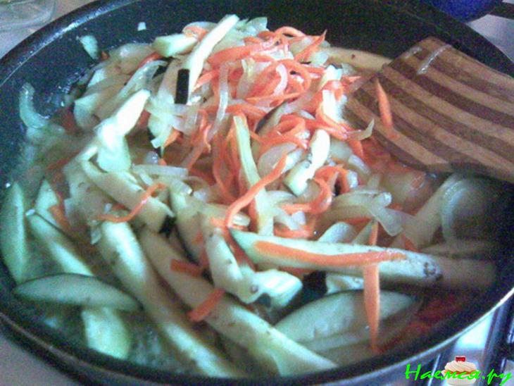 Баклажаны в карамели или необычный гарнир к обычным колбаскам!