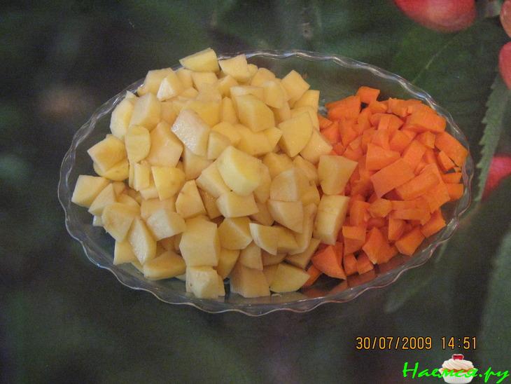 Супчик дня с шампиньонами и лисичками Супчик дня с шампиньонами и лисичками