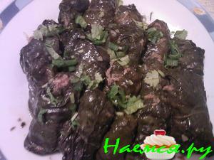 Долма из листьев шпината Долма из листьев шпината
