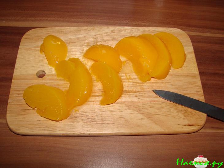 Пирог с персиками (Blechkuchen mit Pfirsichen)