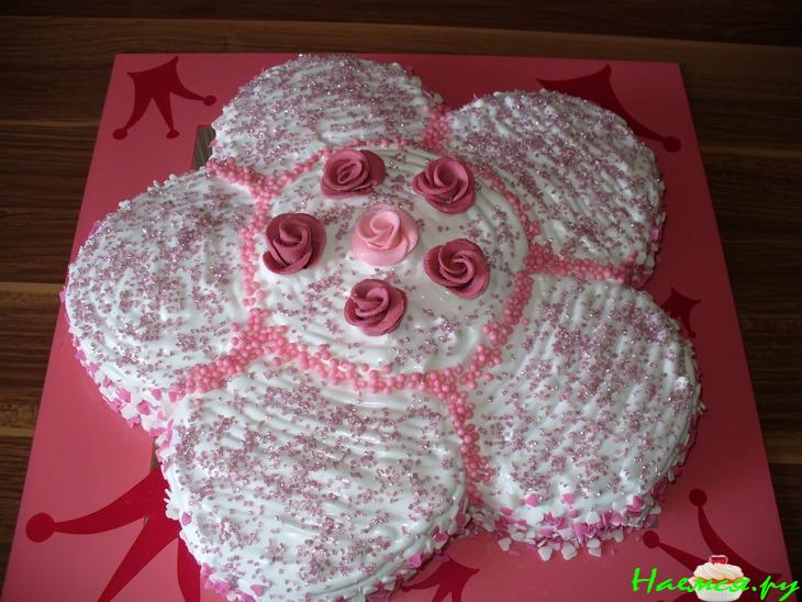 Торт 'Цветок' на День Рождения доченьки