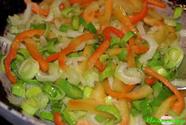 Суп с кукурузой и яйцом по мотивам китайского