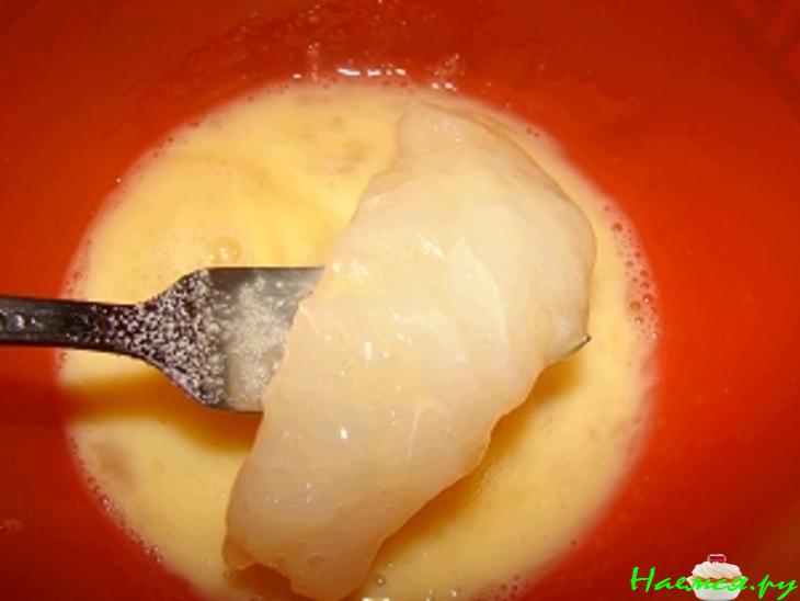 Белая рыба в маковой панировке