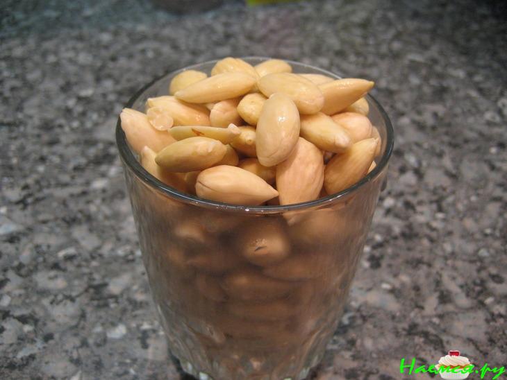 Булочки с фаршированными абрикосами Булочки с фаршированными абрикосами