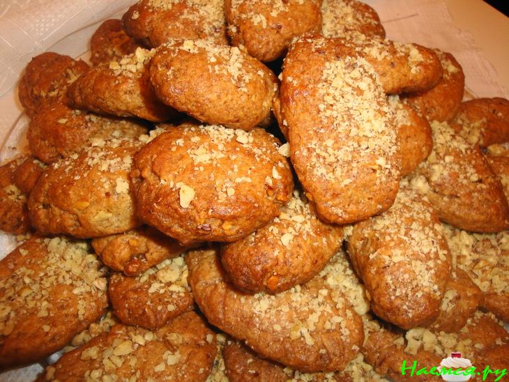 "Меломакарона" (рождественское медовое печенье)
