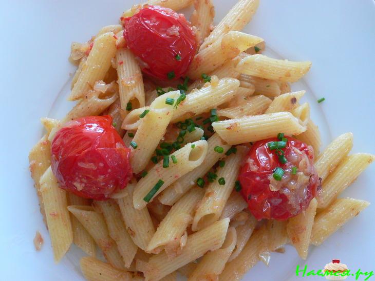 Макароны с острыми панировочными сухарями