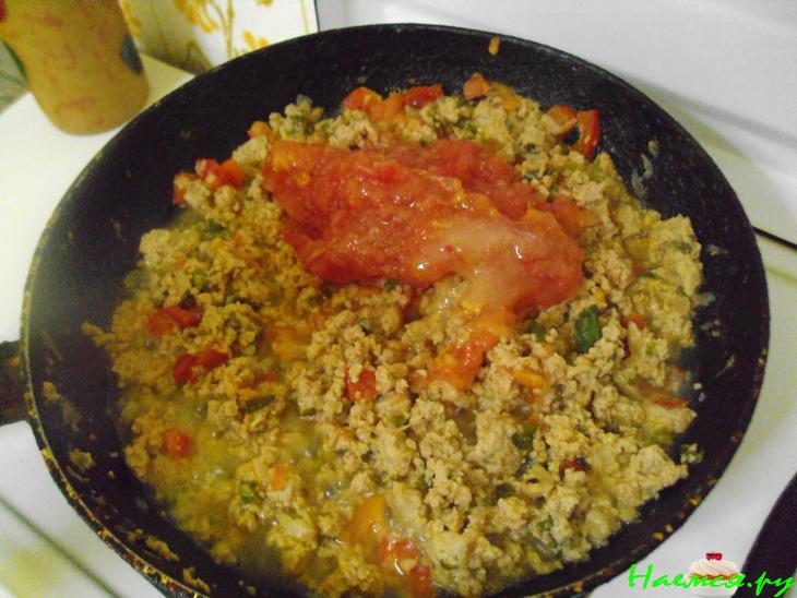 Пирог мясной с овощными нотками