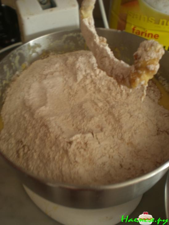 Манговый пирог