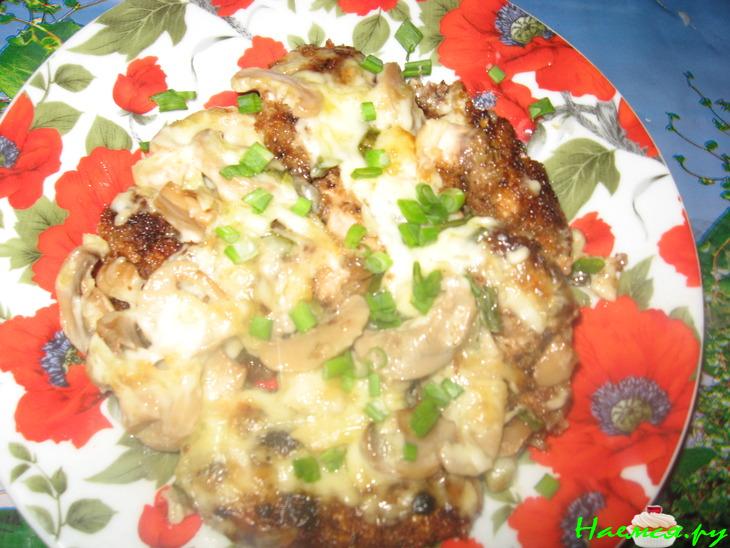 Горбуша с сыром и грибами