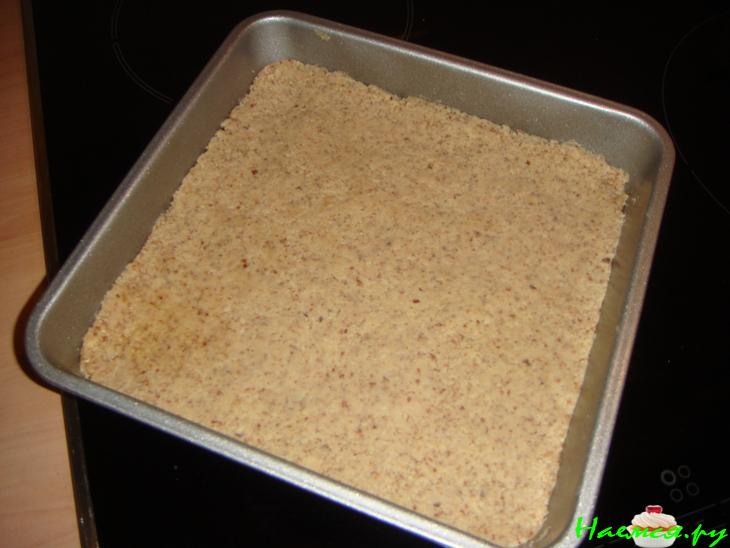 Десерт из миндаля к кофе