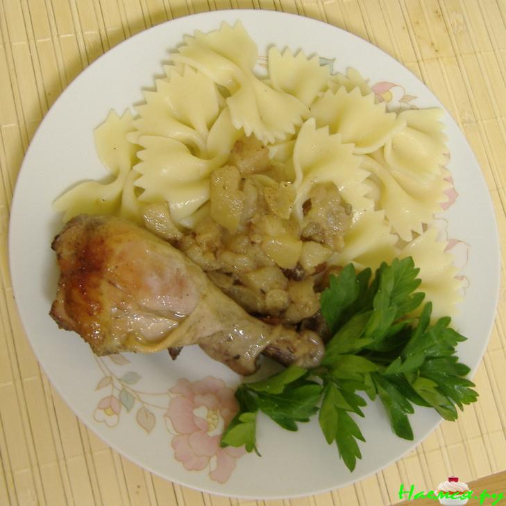 Яблочная курочка с корицей