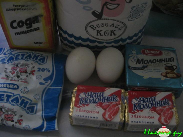 Пирог с начинкой из плавленных сырков