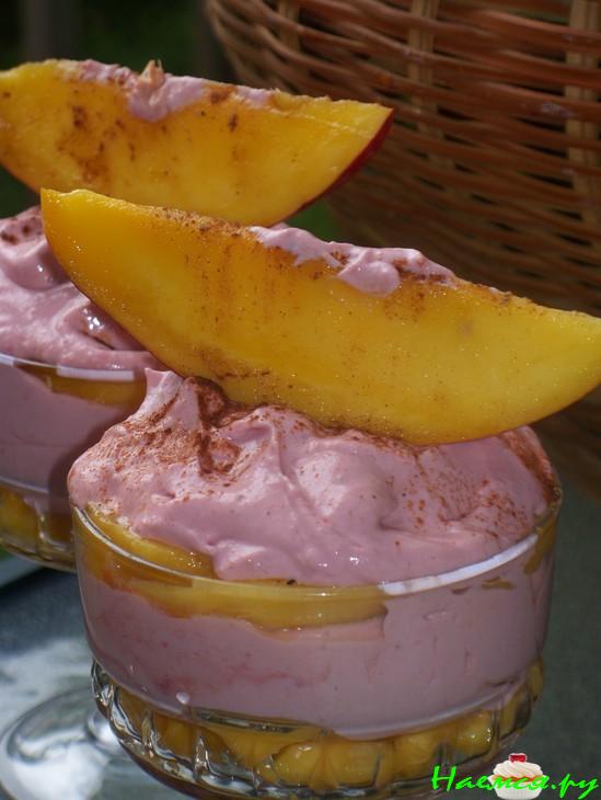 Фруктово-творожный десерт с молочным ликёром&nbsp; 