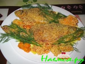 Речная жареная рыбка