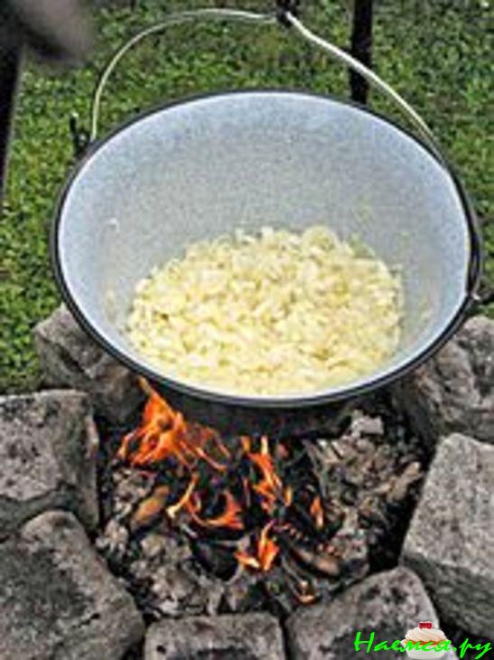 Венгерский гуляш на костре 