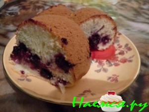 Кекс с черной смородиной к чаю