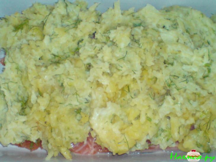 Рыбка под картофельной стружкой