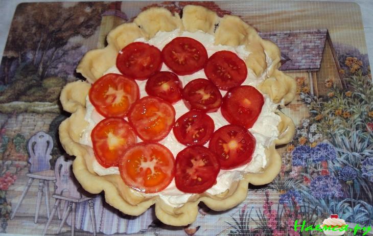 Сырно-луковый пирог с копченым салом и беконом Сырно-луковый пирог с копченым салом и беконом