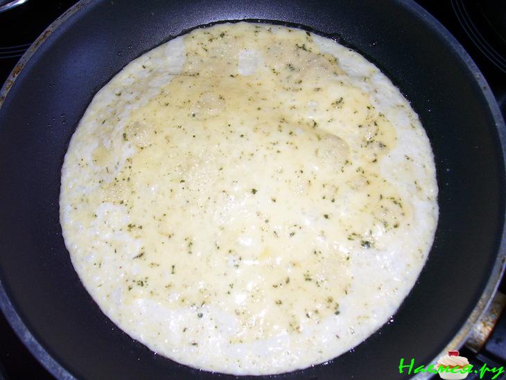 Салатик с омлетом и карбонадом