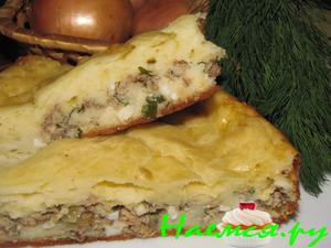 Несладкий, нежный пирог с консервированной рыбой