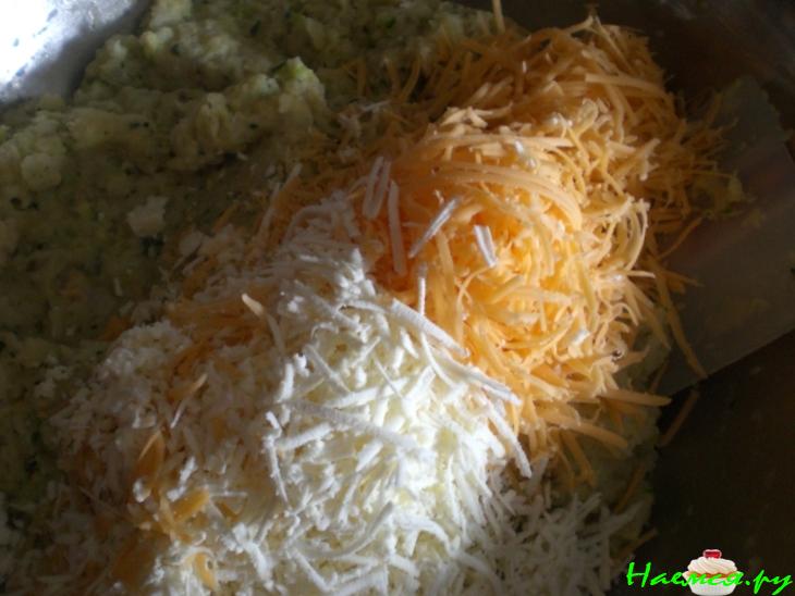 Печёные рыбно-сырно-овощные котлетки