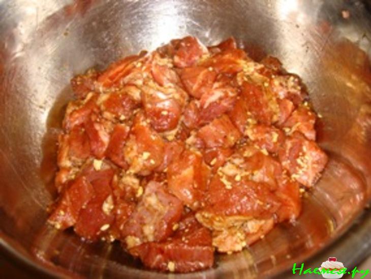 Запеканка из свинины и картофеля с пивом