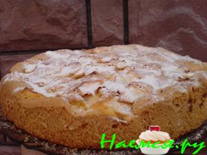 Яблочный пирог в сахарной пудре