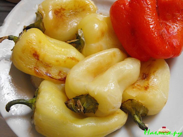 Печеный перец под пикантным соусом