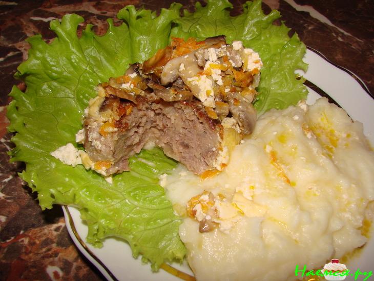 Котлетки с сыром в сливках