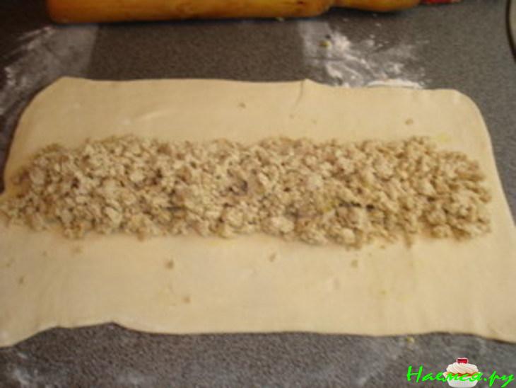 Пирог из слоёного теста "Улитка"