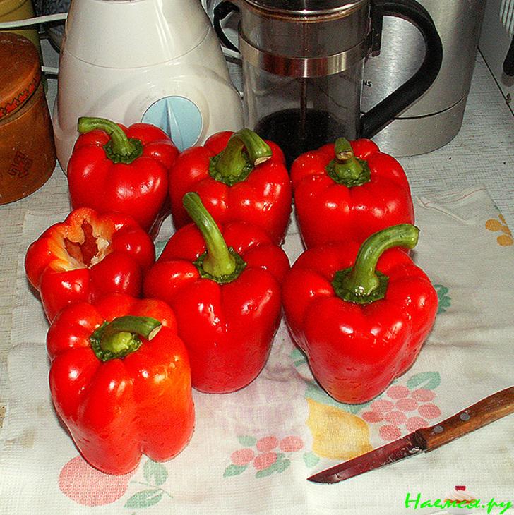 Перцы фаршированные рисом и овощами Перцы фаршированные рисом и овощами