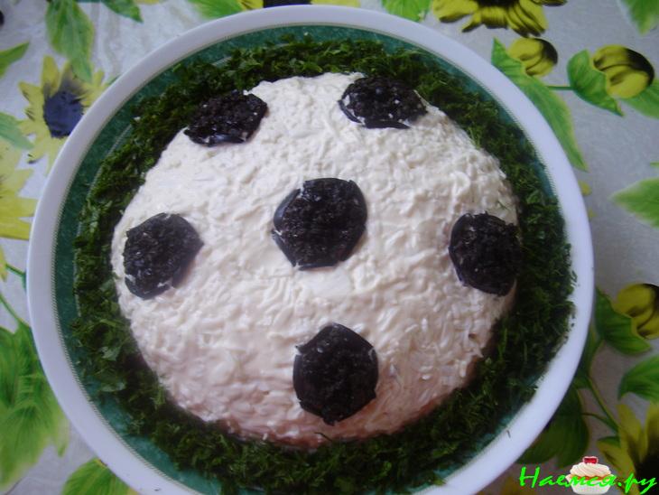 Салат "Футбольный мяч" Салат "Футбольный мяч"