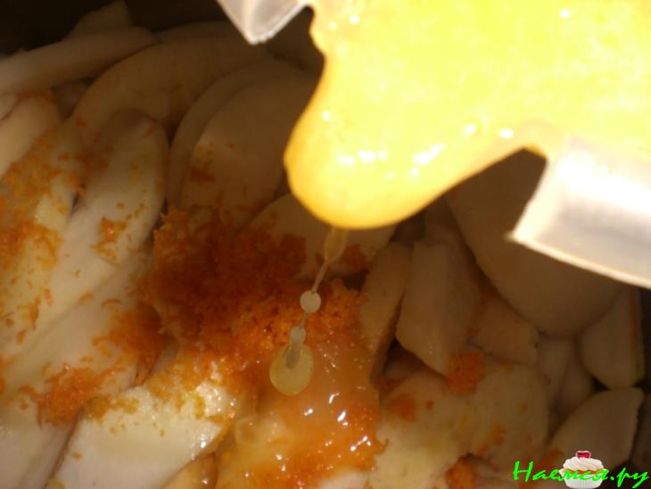 Апельсиново-айвово-грушевый пай-пирог