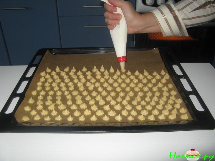 Торт из заварных шариков 'Равнодушных нет'