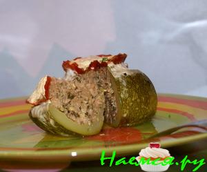 Круглые кабачки фаршированные запеченные Круглые кабачки фаршированные запеченные