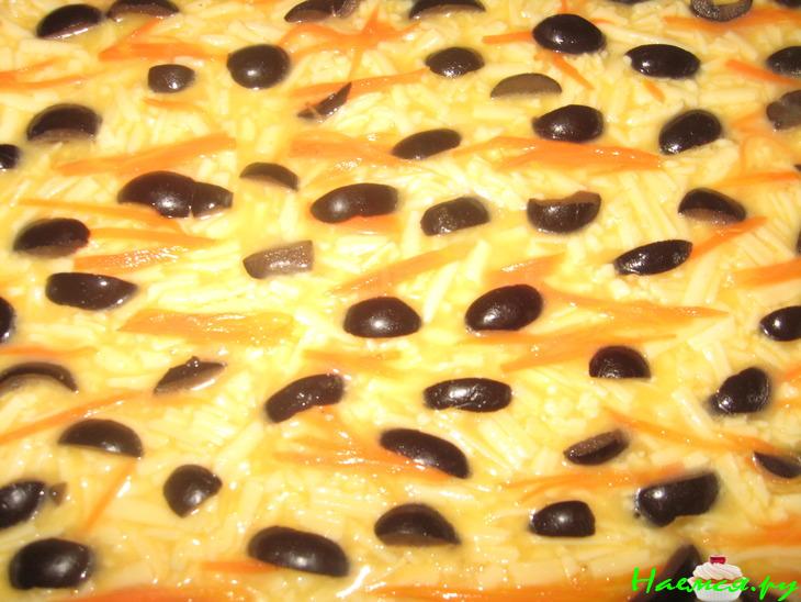 Куриный рулет с маслинами