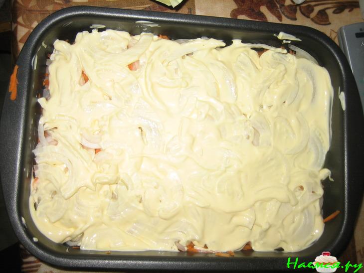 Рыбная запеканка с овощами под майонезом