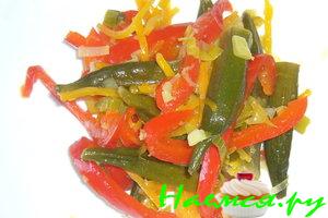 Бамия с овощами и имбирем