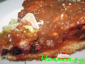 Торт 'Чебурашка' с вареньем и смородиной Торт 'Чебурашка' с вареньем и смородиной