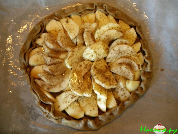 Пирог дружба яблок с грушами