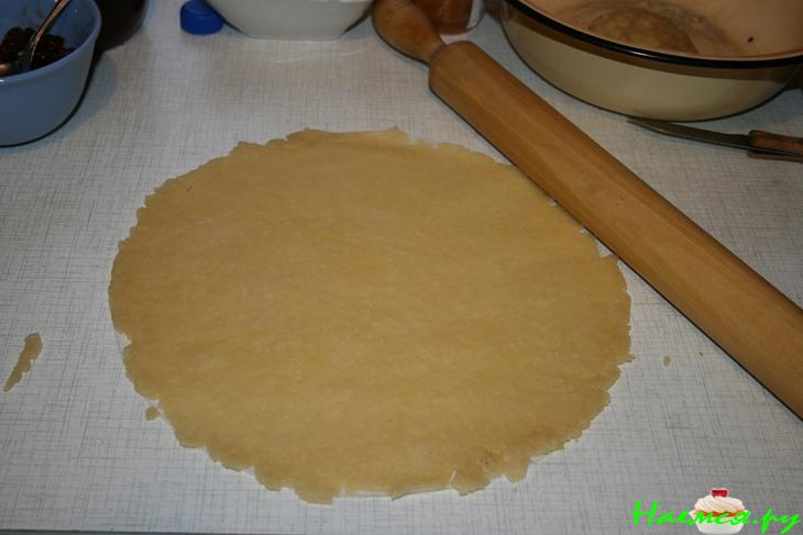 Пирог с яблочной начинкой Пирог с яблочной начинкой