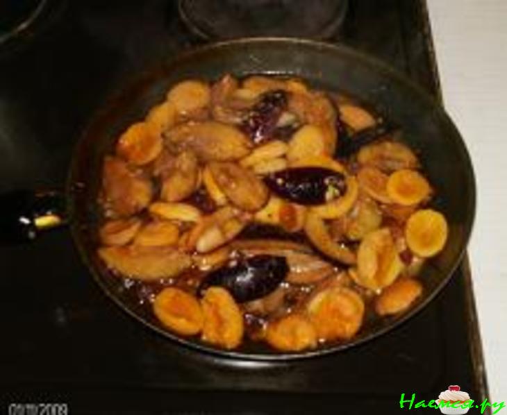 Стейки с фруктами